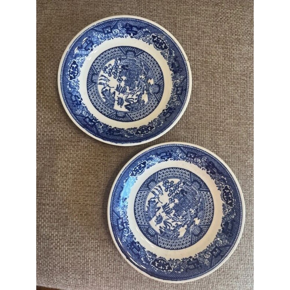 Blue Willow saucer set of 2